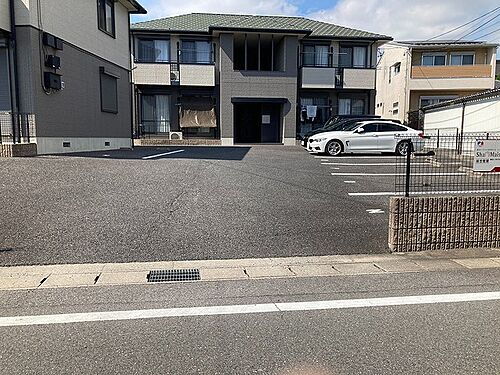 ＦＫ－Ｂｅｌｌｓ２１駐車場
