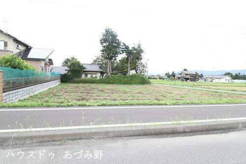 長野県安曇野市堀金烏川 土地