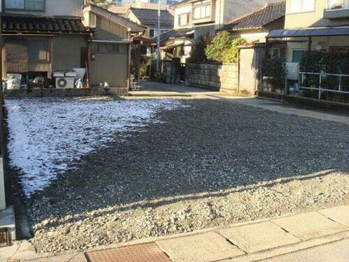 富山県滑川市田中新町 228万円