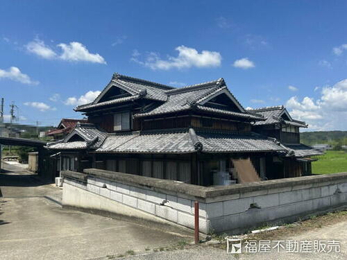 兵庫県三木市吉川町貸潮 780万円