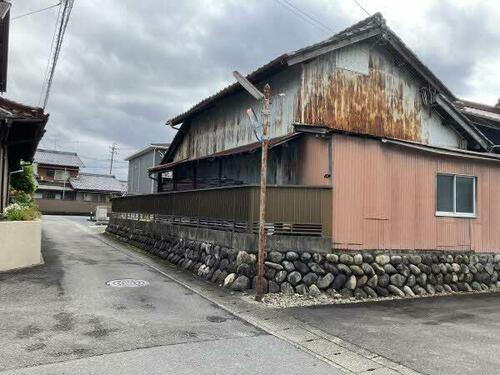 岐阜県岐阜市東鶉６丁目 1800万円