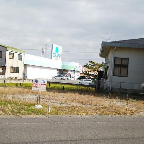 愛知県西尾市一色町対米九郎左 802万円