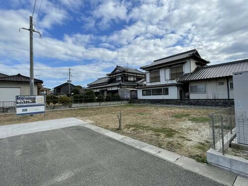 福岡県行橋市西泉４丁目 648万円