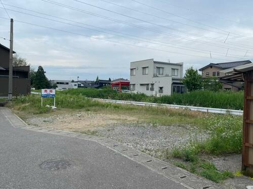 富山県射水市赤井 320万円