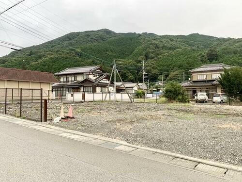 山梨県韮崎市旭町上條南割 835.35万円