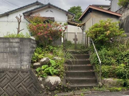 福岡県北九州市小倉南区沼緑町３丁目 700万円