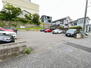 旭町通２番町（白山駅）　１１５０万円 隣地は広めの月極駐車場です