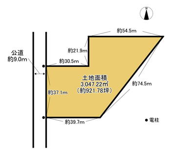奈良市大安寺西三丁目 土地価格5億円、土地面積3,047.22m<sup>2</sup> (約921.78坪)。前面道路は西側、幅員約9.0mの公道。間口約37.1mで接道しています。現況更地です。