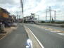 桃山町本多上野（観月橋駅）　４２００万円 前面道路を東側に向かって撮影