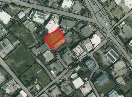 字川田　６６０万円 土地価格660万円、土地面積226.77m<sup>2</sup> 赤色で囲われている箇所になります。（ピンクの破線も売り出しております。）