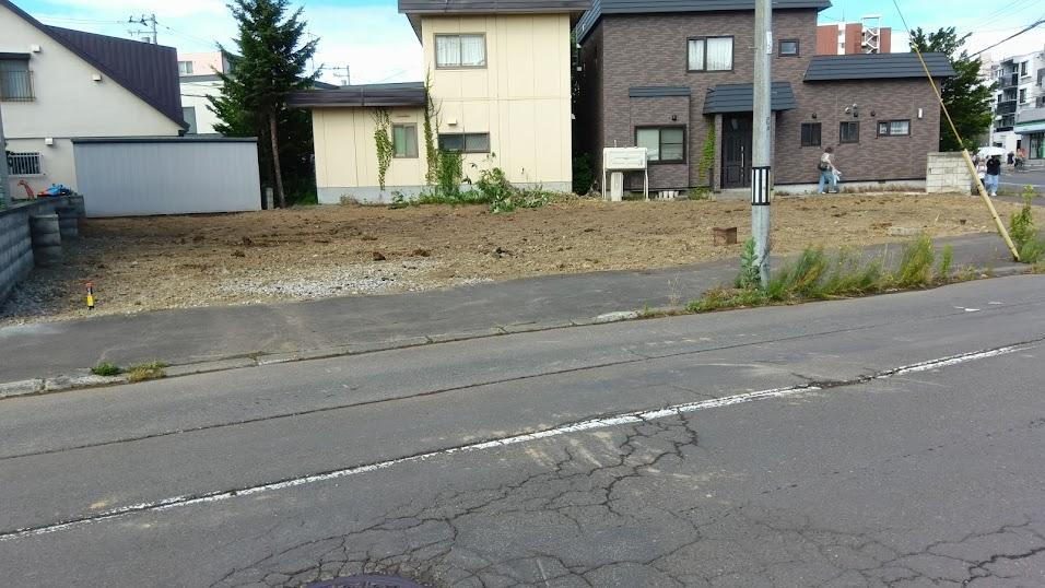 北海道札幌市東区北二十一条東１８ 2700万円