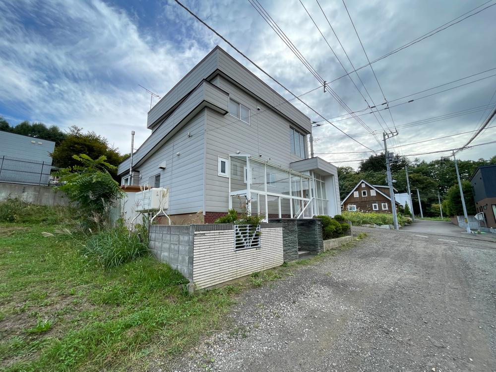 北海道札幌市南区南沢二条４ 990万円