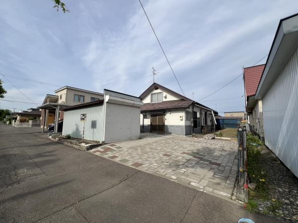 北海道帯広市白樺十六条東１７ 1500万円