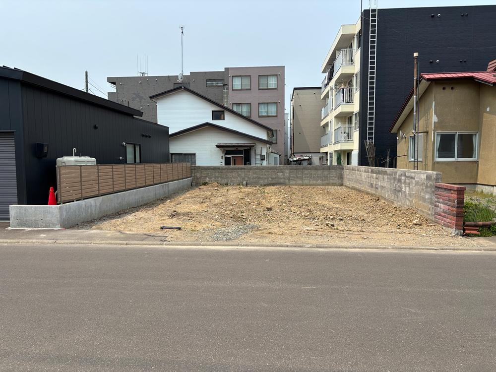北海道札幌市東区北十九条東１９ 1700万円