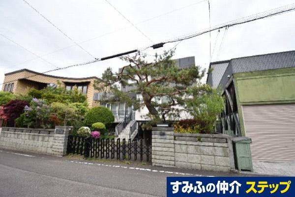 北海道札幌市中央区宮の森二条１０ 6880万円