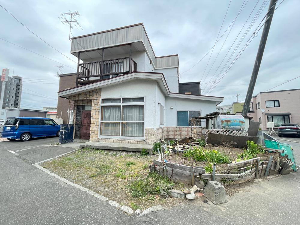 北海道札幌市東区北十八条東２０ 1600万円