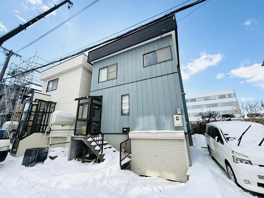 北海道札幌市白石区中央二条７ 880万円