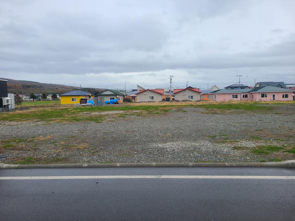 北海道日高郡新ひだか町静内中野町２ 土地