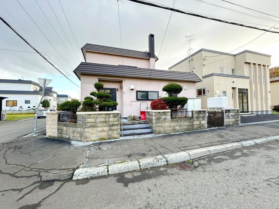 北海道札幌市南区石山東４ 700万円