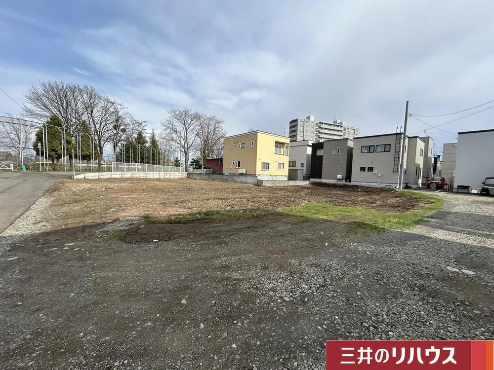 北海道札幌市南区南三十三条西８ 1790万円