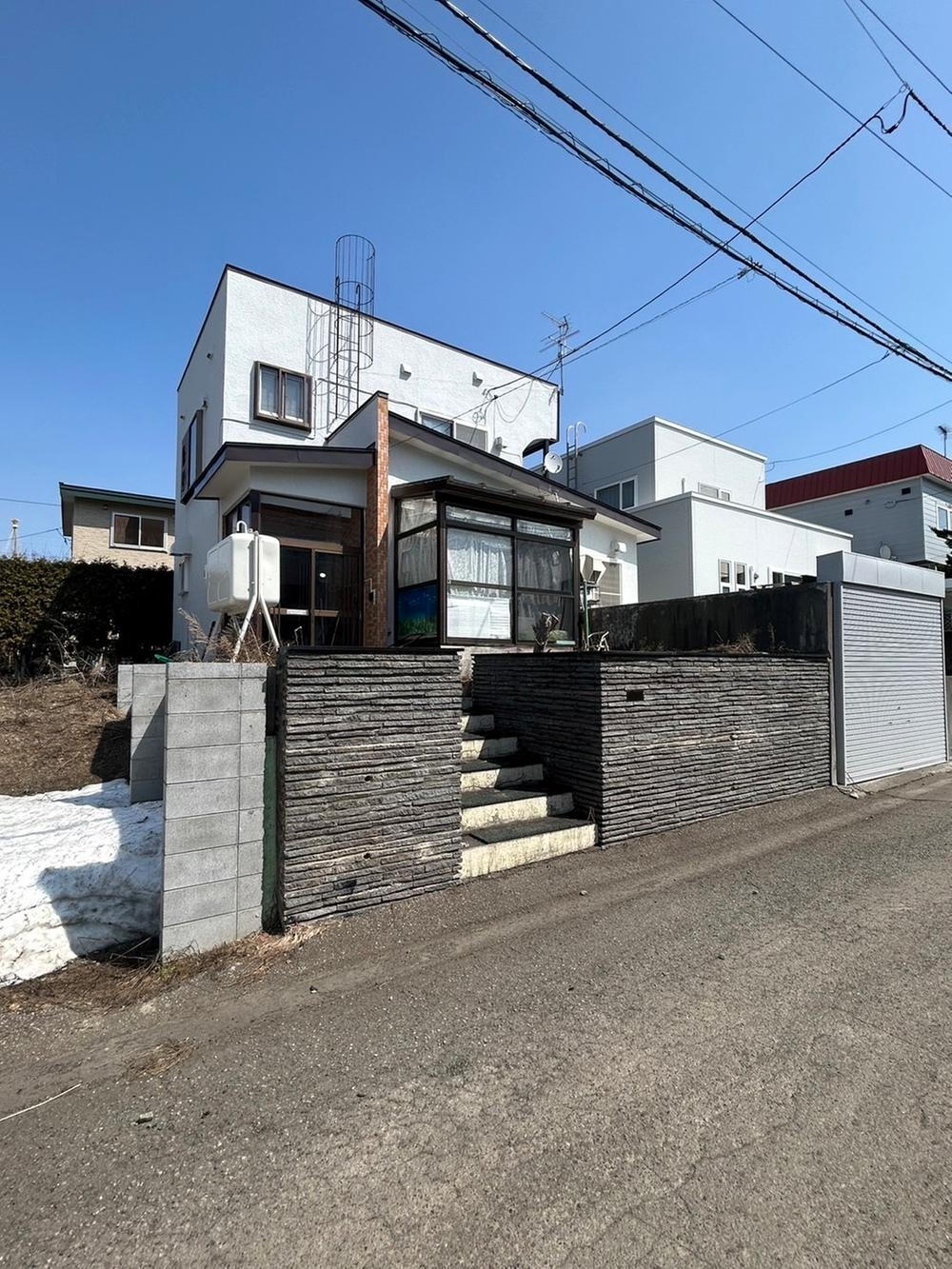 北海道札幌市豊平区西岡一条１１ 1200万円