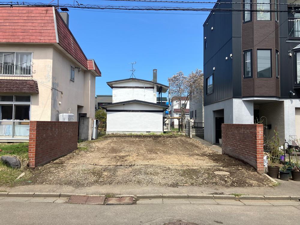 北海道札幌市南区石山一条１ 680万円