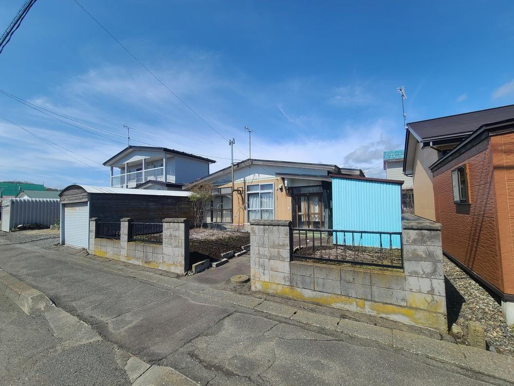 北海道日高郡新ひだか町静内末広町３ 土地