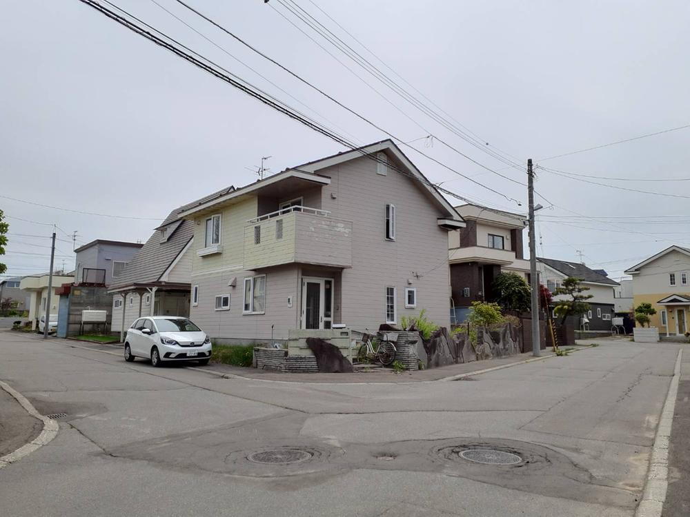 北海道札幌市清田区里塚緑ケ丘１１ 1700万円