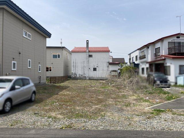 北海道帯広市東二条南２３ 1045万円