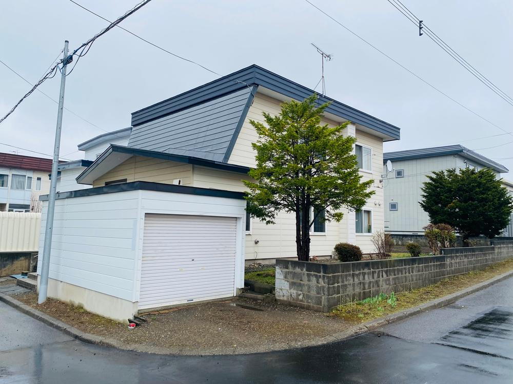 北海道恵庭市福住町１ 2300万円