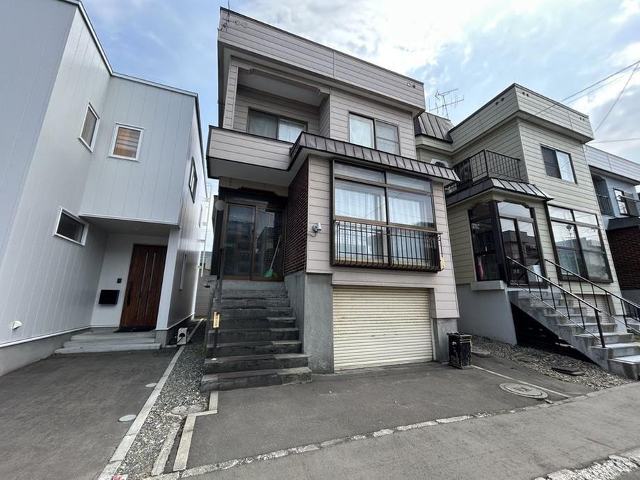 北海道札幌市北区北三十一条西１４ 1590万円