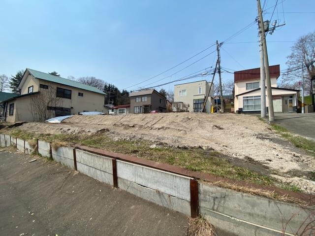 北海道札幌市豊平区平岸二条１７ 1395万円