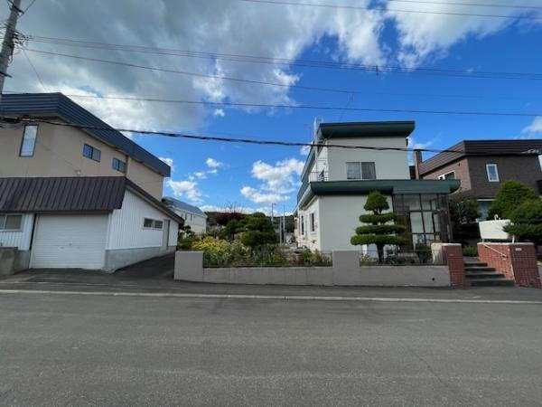 北海道札幌市南区常盤一条２ 1350万円