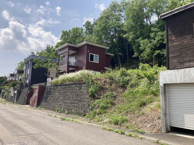 北海道札幌市手稲区富丘五条２ 100万円