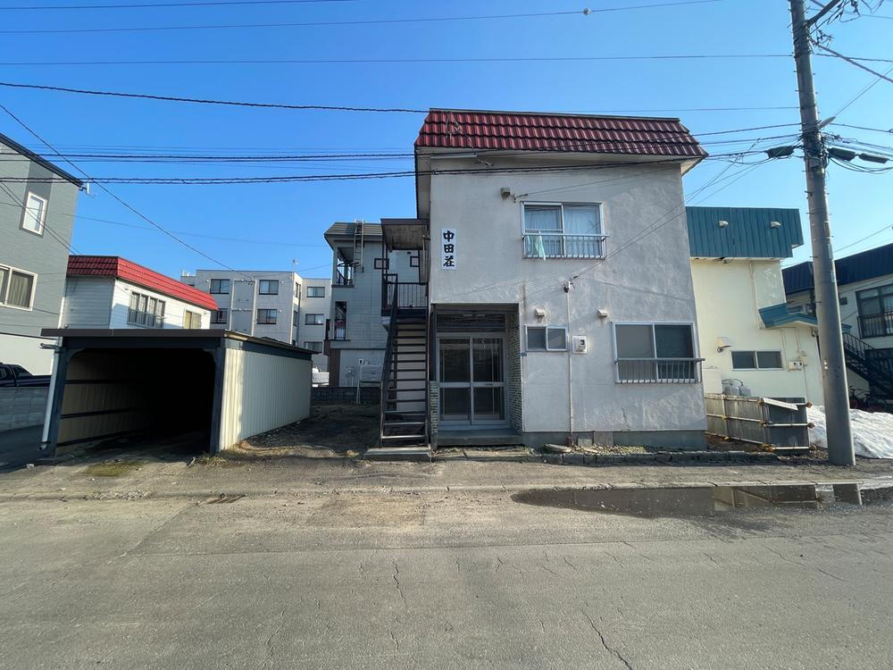 北海道札幌市東区北二十一条東１８ 2400万円