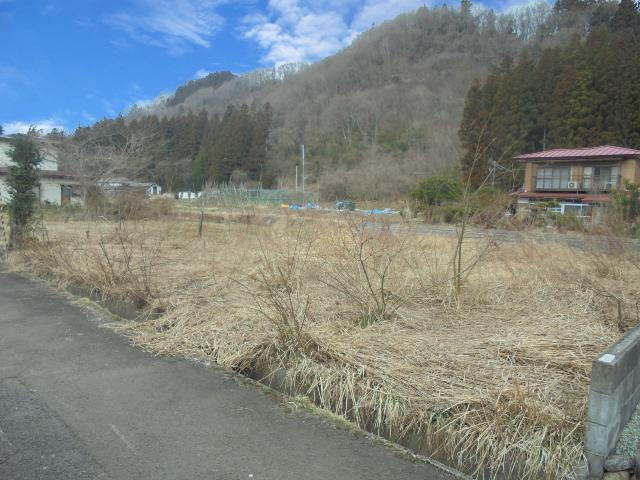 宮城県仙台市青葉区作並字戸崎 128万円