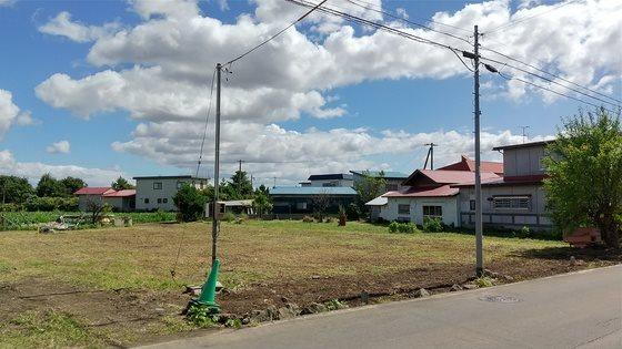青森県弘前市大字鼻和字平岡 450万円