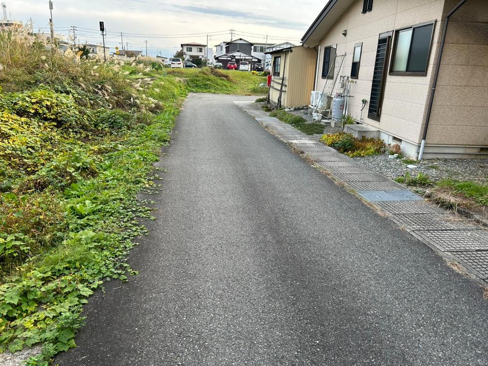 山形県長井市幸町 100万円