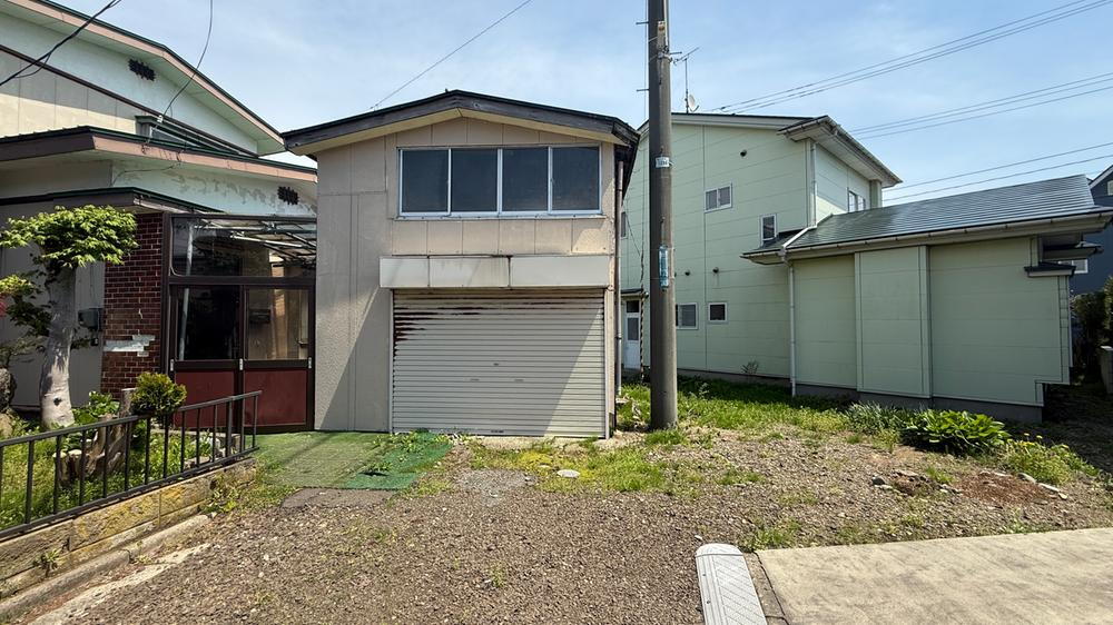 秋田県秋田市牛島西４ 650万円