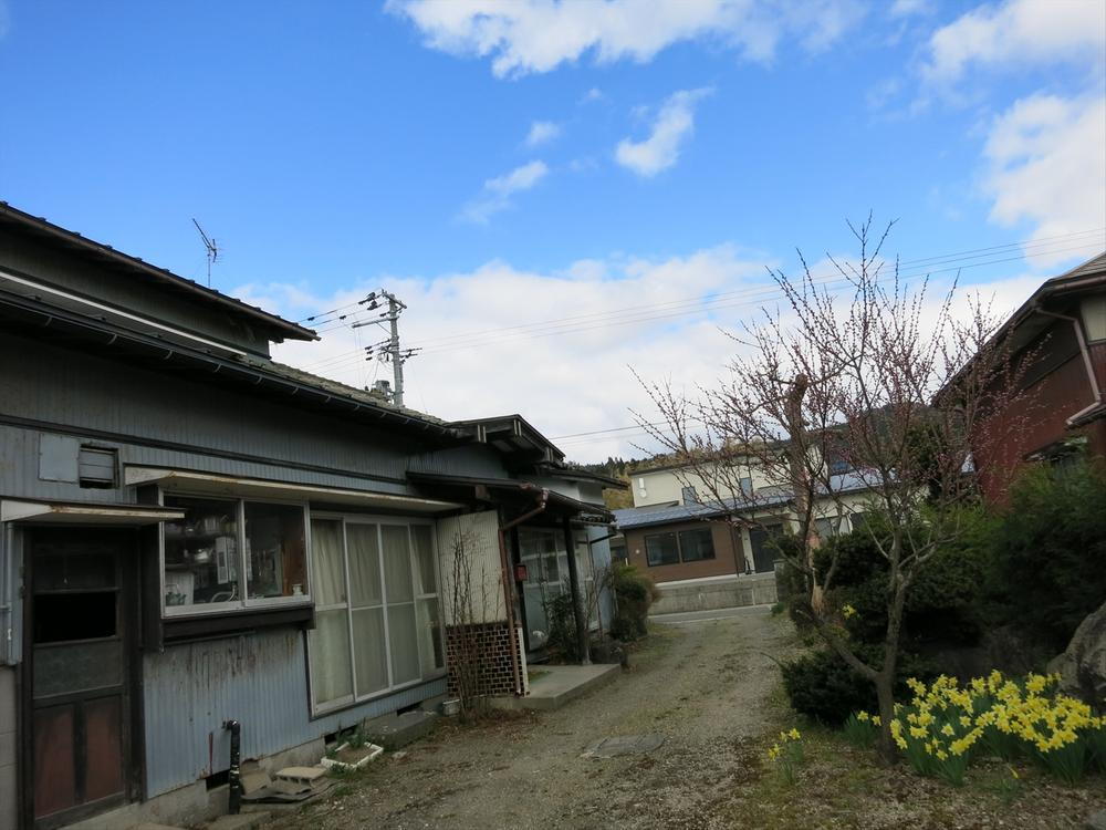 山形県酒田市字仲町 350万円