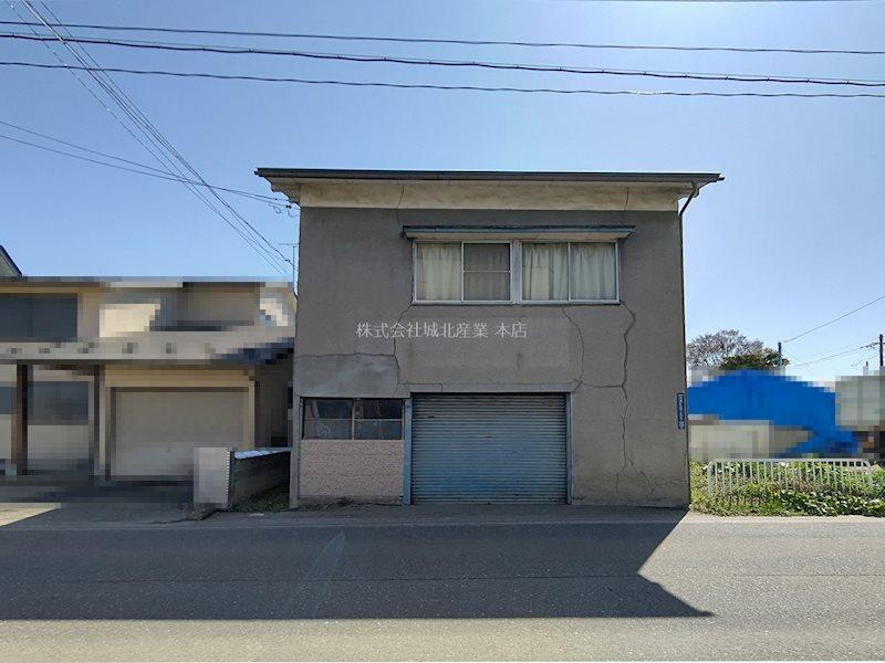 福島県会津若松市柳原町４ 598万円