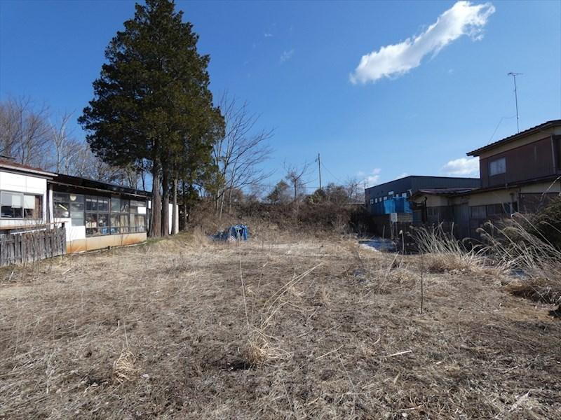 青森県八戸市大字市川町字尻引前山 700万円