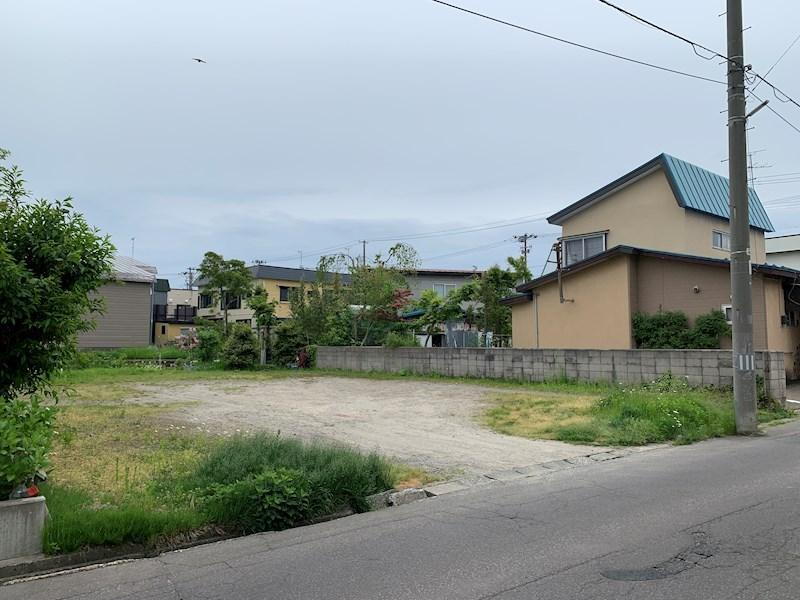 青森県青森市金沢５ 1300万円
