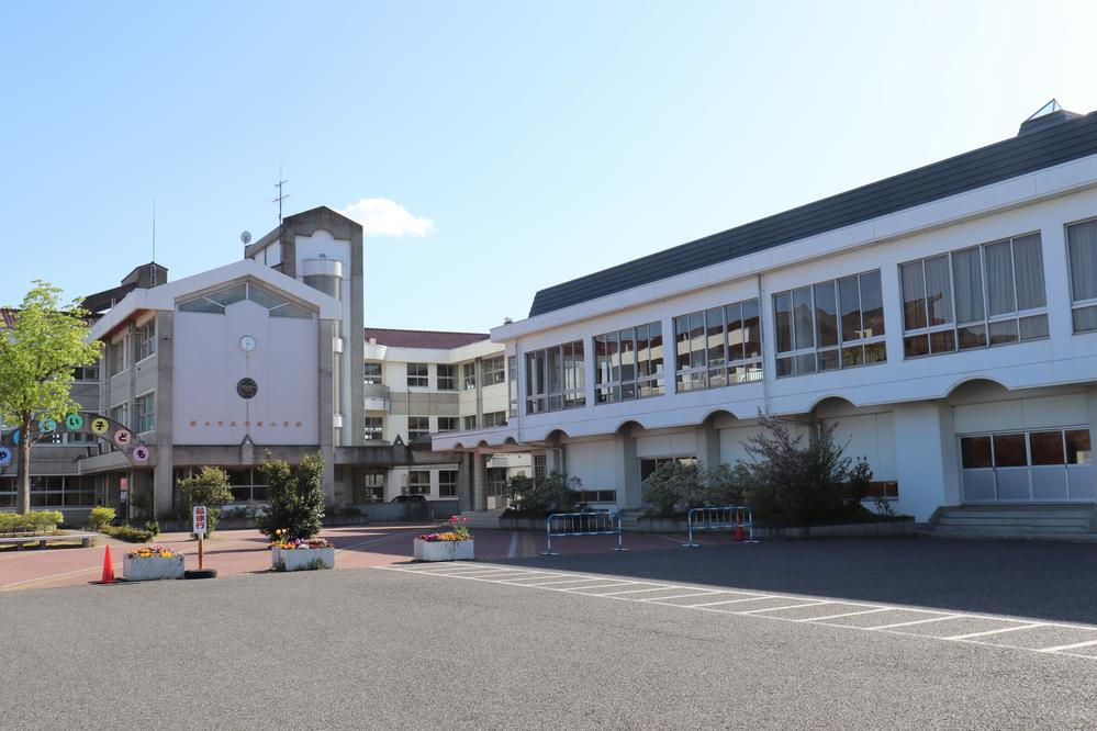 福島県郡山市富久山町八山田字北作 1980万円