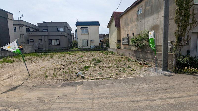 青森県青森市花園２ 690万円