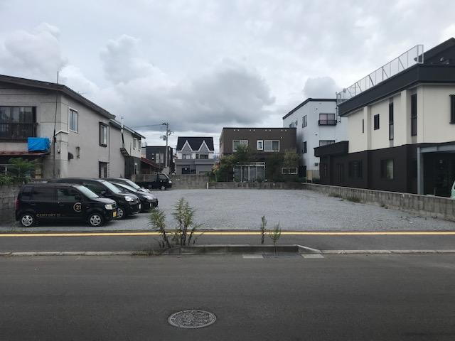 青森県青森市浪打２ 2200万円