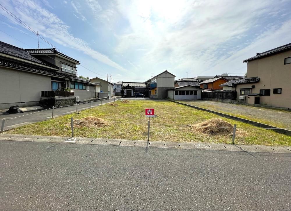秋田県にかほ市平沢字中町 480万円