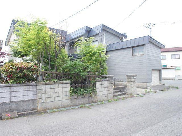青森県青森市大字油川字中道 800万円