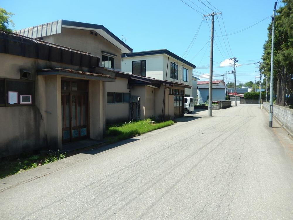 秋田県大仙市大曲上栄町 1100万円
