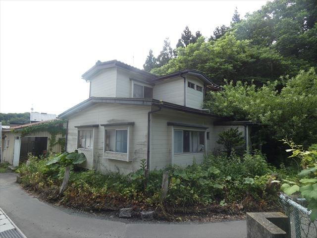 青森県八戸市大字市川町字水目沢 160万円